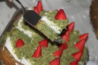 ciasto szpinakowe szpinak ze szpinakiem bita śmietana truskawki lekkie wytrawne