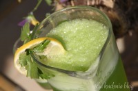 koktajl natka pietruszka cytryna orzeźwiający napój sok