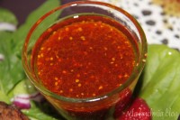 szpinak wątróbka sos malinowy maliny cebula francuska musztarda