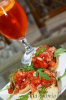 bruschetta pomidor rukola cebula kuchnia włoska antipasti aperol spritz
