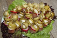 koreczki mielone pieczarka marynowana pieczarki czosnek marynowane kulki mielone finger food handy 