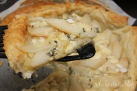 tarta francuskie lazur gruszka ser pleśniowy ciasto francuskie