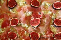 tarta francuska szybka szynka parmeńska pleśniowy ser  lazur gorgonzola figi