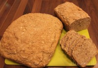 chleb rozmaitosci ziarna słonecznik mak sezam dynia otręby drożdże